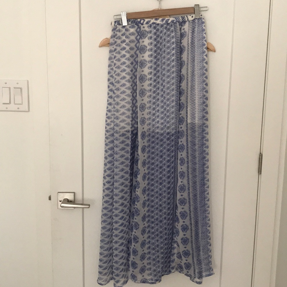 Hollister maxi skirt